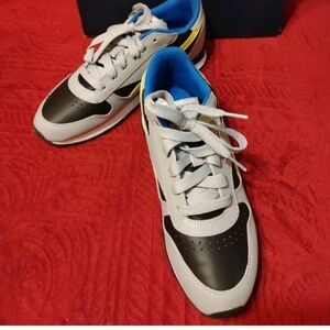 Reebok Classic Leather Junior Running Shoe Size 6 in Grey/Yellow/Blue New!